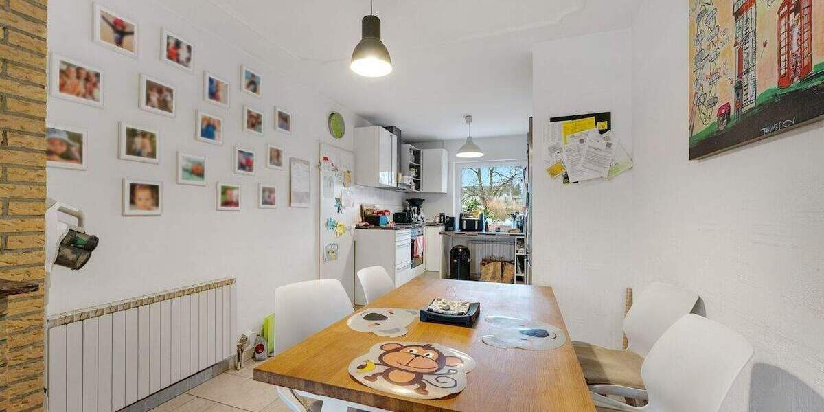 Reihenmittelhaus Hürth Efferen - 5 Zimmer, 131 m&sup2;, 699.000&euro; | Angebot:24709933