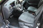 VW T-Roc 2,0 TDi 4-Motion R-Line Navi DSG SOFORT !!! 30.000 km 29.950 &euro; Bonn 53225