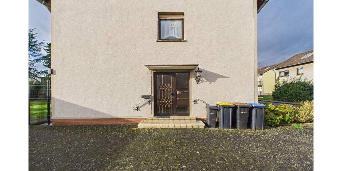 Mehrfamilienhaus, Wohnhaus Weilerswist - 6 Zimmer, 395.000&euro; | Angebot:24835480