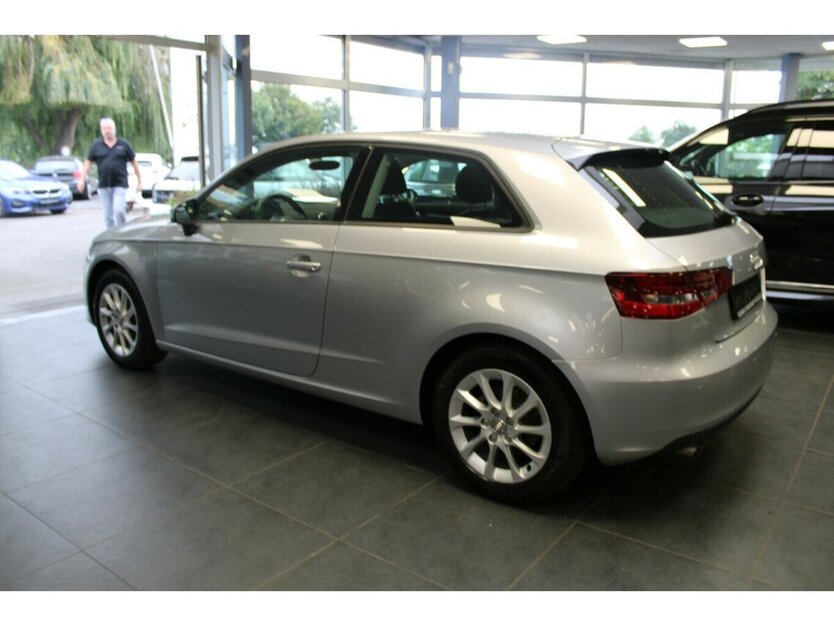 Audi A3 1.4 TFSI ultra Attraction 120.877 km 10.980 € Euskirchen 53881