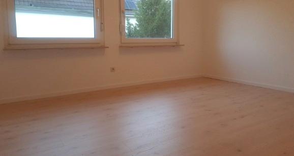 Etagenwohnung Bonn Lannesdorf - 4 Zimmer, 120 m&sup2;, 1.340&euro; | Angebot:24704178