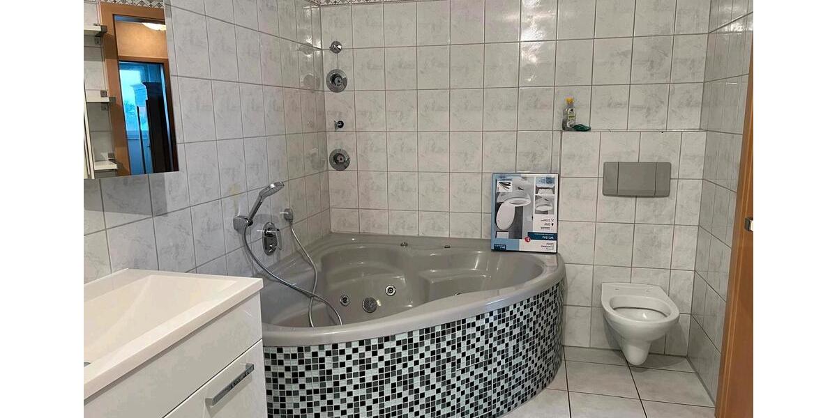 Etagenwohnung Swisttal - 3 Zimmer, 90 m&sup2;, 1.150&euro; | Angebot:24222477