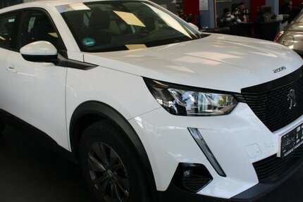 Peugeot 2008 1.2 Active 65.063 km 13.980 &euro; Euskirchen 53881