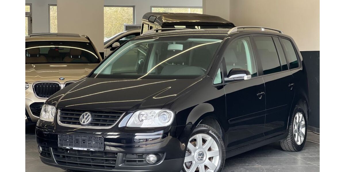 VW Touran 70.200 km 7.990 &euro; Alfter bei Bonn 53347