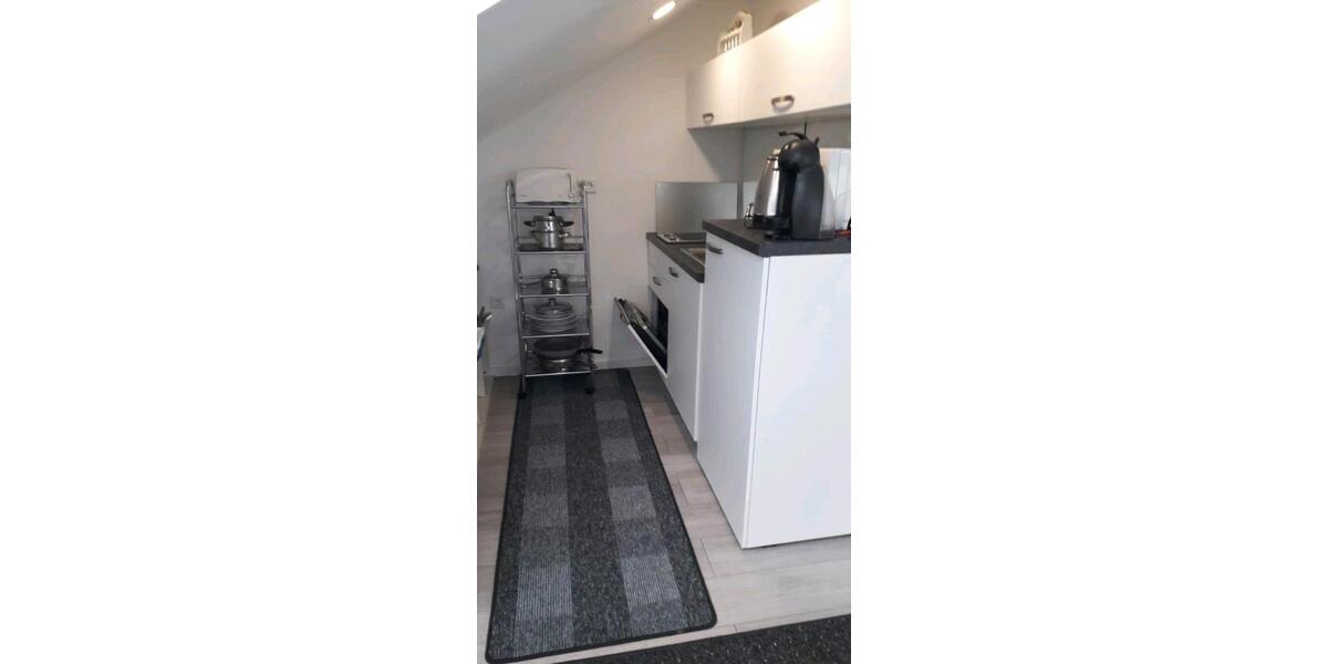 Dachgeschoßwohnung Rösrath - 1 Zimmer, 60 m&sup2;, 800&euro; | Angebot:24720314