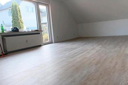 Wohnung Wachtberg - 3 Zimmer, 90 m&sup2;, 850&euro; | Angebot:25793372