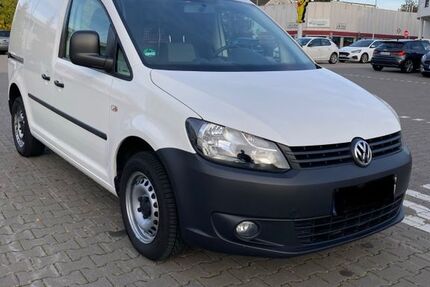 VW Caddy 106.999 km 7.990 € Bonn 53175