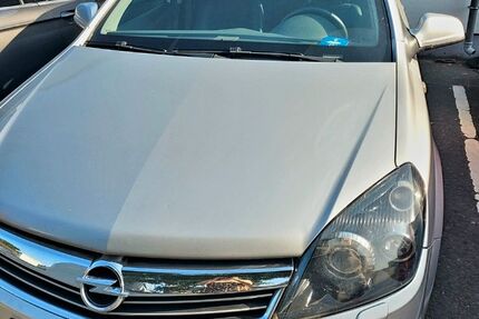 Opel Astra 154.000 km 3.200 € Siegburg 53721
