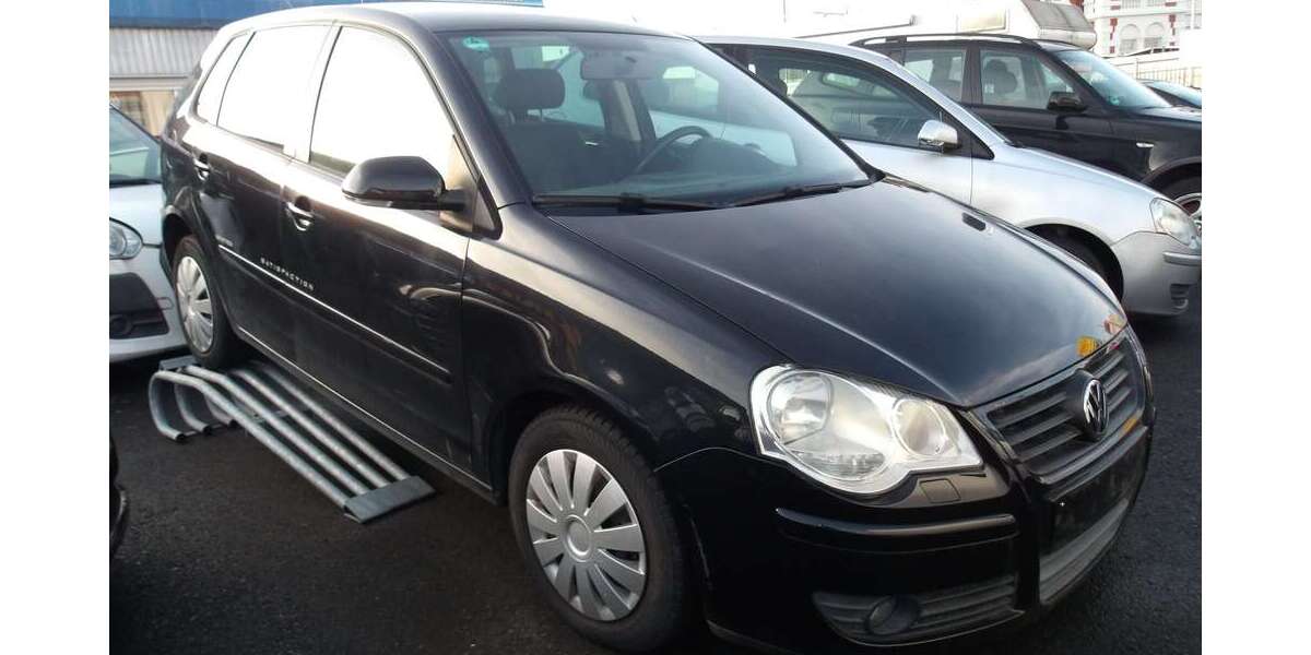 VW Polo 139.000 km 5.950 &euro; Siegburg 53721