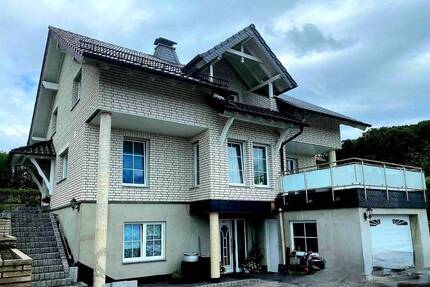 Haus Ruppichteroth - 5 Zimmer, 166 m&sup2;, 560.000&euro; | Angebot:25690092