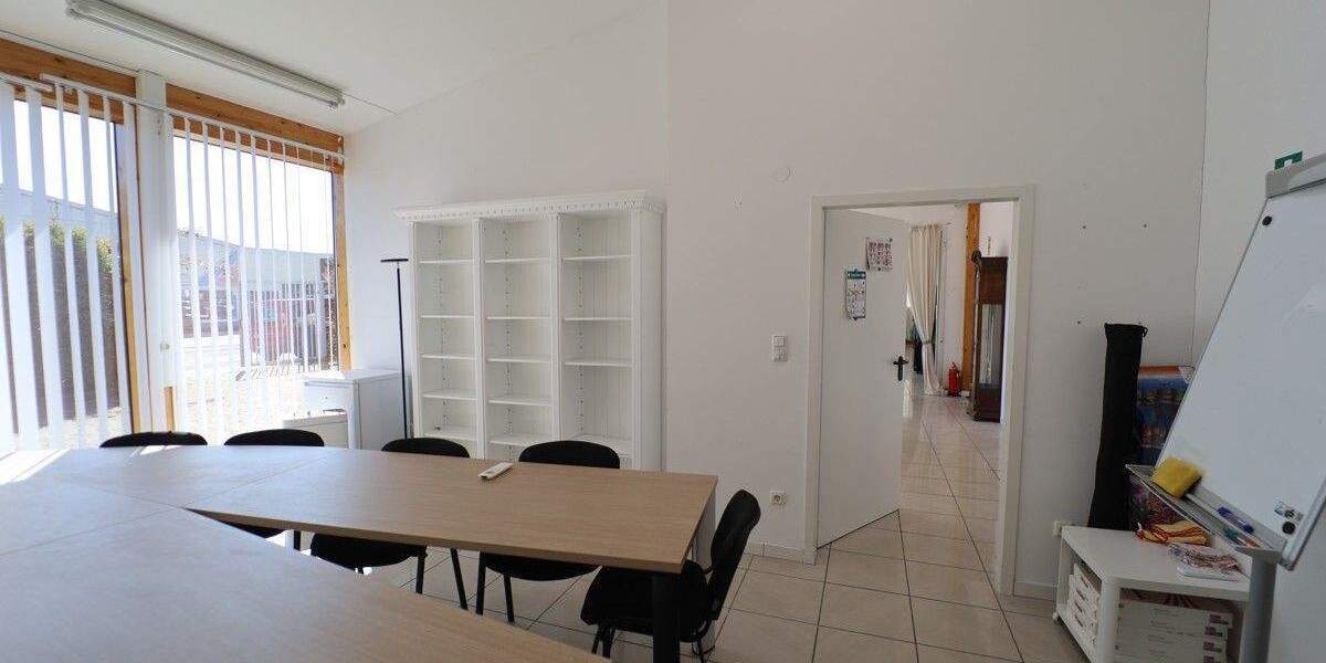 Gewerbeobjekt Euskirchen / Kuchenheim Kuchenheim - 360.000&euro; | Angebot:24791161