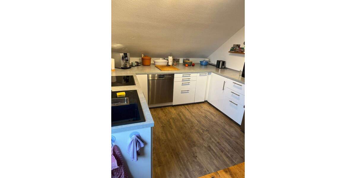 Ruhig gelegene 3-Zimmer-Wohnung mit Balkon und Stellplatz 3 zimmer