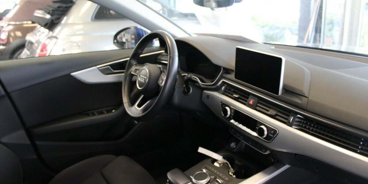 Audi A4 Avant 2.0 TFSI S tronic Sport 99.412 km 20.980 &euro; Euskirchen 53881