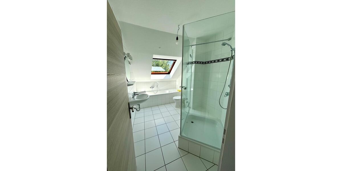 Dachgeschoßwohnung Euskirchen Dom-Esch - 2 Zimmer, 65 m&sup2;, 210.000&euro; | Angebot:27168874