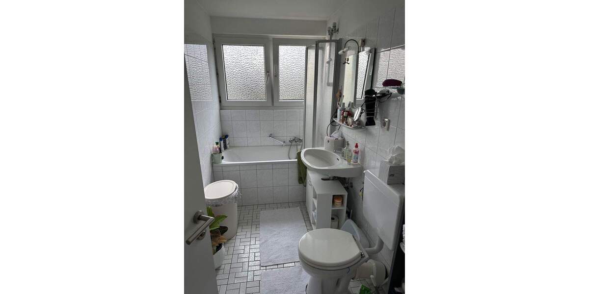 Etagenwohnung Bergisch Gladbach Heidkamp - 2 Zimmer, 48 m&sup2;, 150.000&euro; | Angebot:25657596