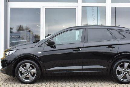 Opel Grandland (X) 13.120 km 22.900 &euro; Grafschaft 53501
