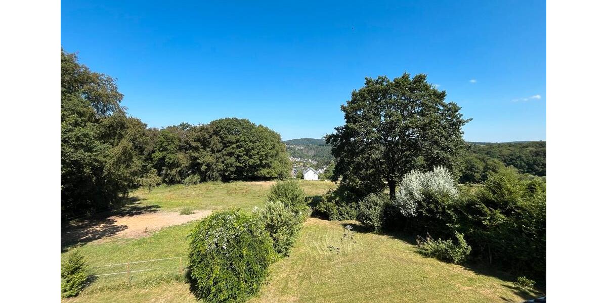 Einfamilienhaus Overath - 7 Zimmer, 349 m&sup2;, 1.300.000&euro; | Angebot:27217224