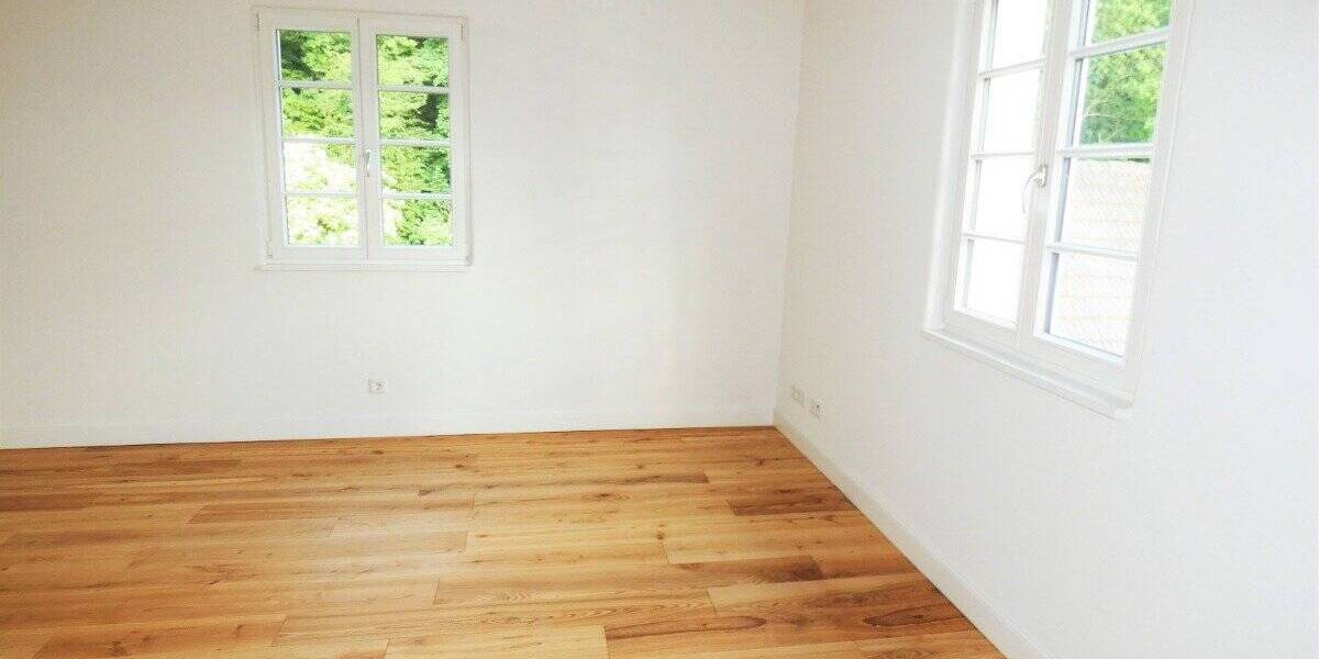 Einfamilienhaus Köln Dünnwald - 6 Zimmer, 240 m&sup2;, 3.500&euro; | Angebot:25728027