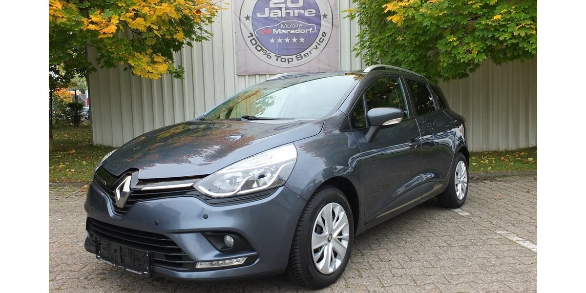 Renault Clio BLACK WEEK 25: EXPRESSION NAVI PARCTRONIC STA 118.021 km 7.904 &euro; Köln 50858