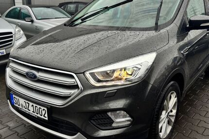 Ford Kuga 112.000 km 10.900 &euro; Troisdorf (10 km Köln-Bonn Airport) 53842