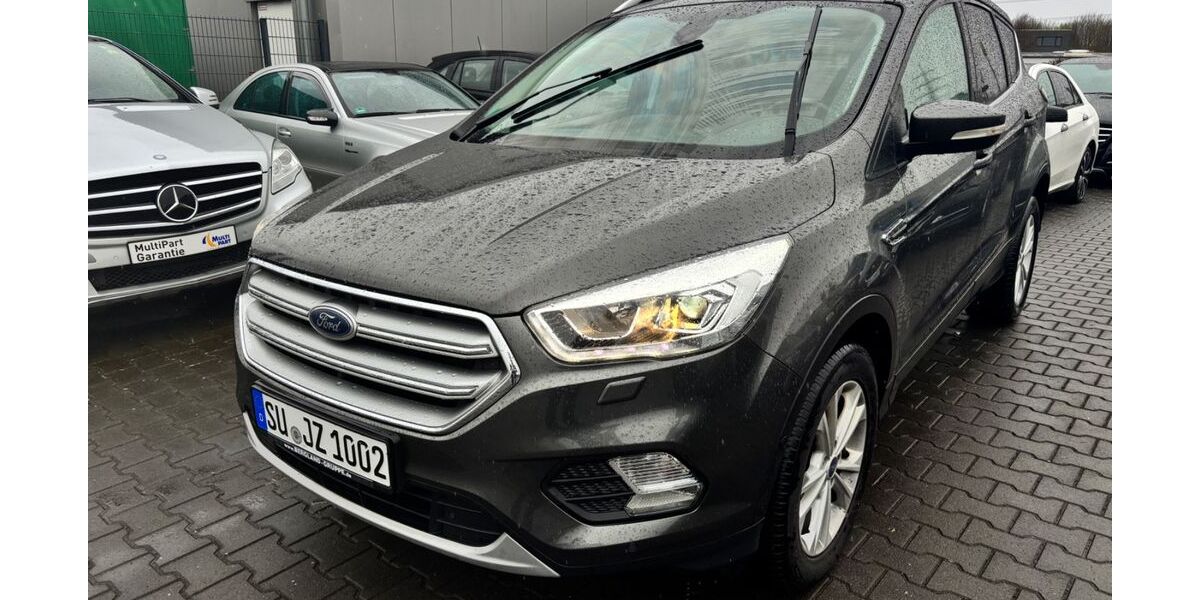 Ford Kuga 112.000 km 10.900 &euro; Troisdorf (10 km Köln-Bonn Airport) 53842