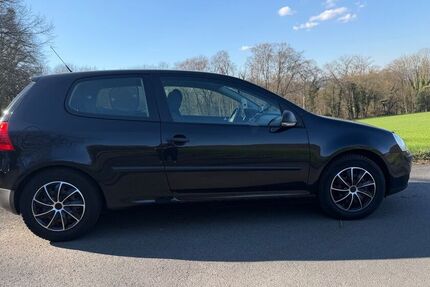 VW Golf 174.000 km 3.190 &euro; Königswinter 53638