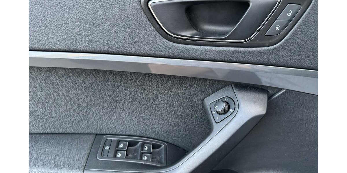 Seat Ateca Leder Navi Klima Temp. SR+WR UNFALLFREI 1a 60.000 km 15.500 &euro; Erftstadt 50374