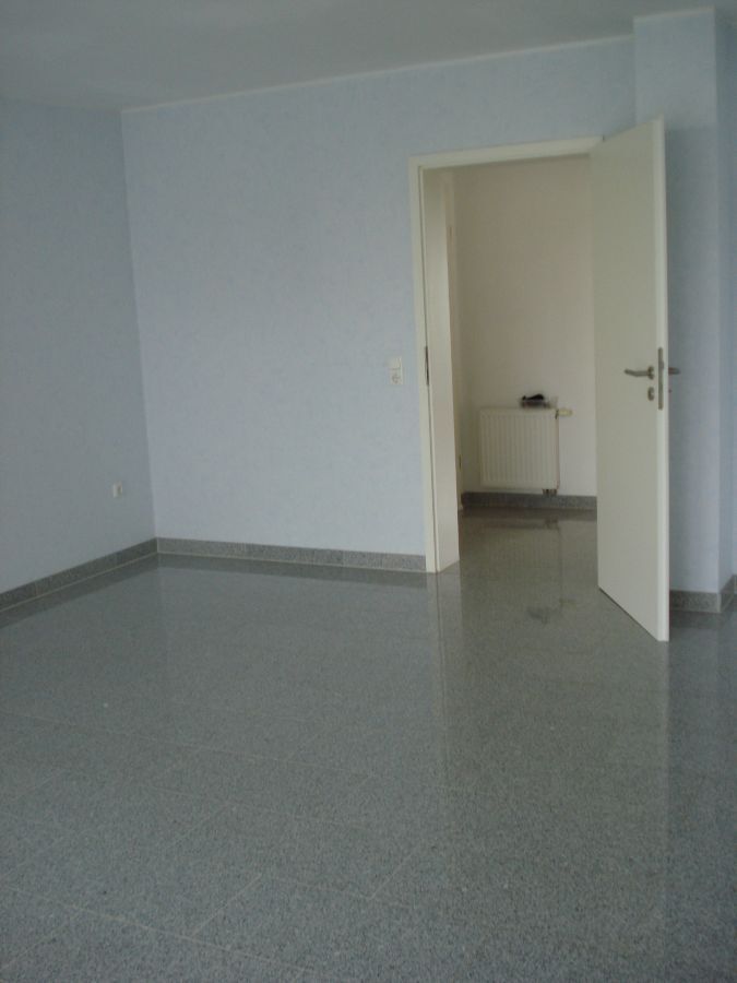 Bornheim - Brenig schöne 3-Zimmerwohnung mit Balkon ab 01.10.2025 oder nach Vereinbarung