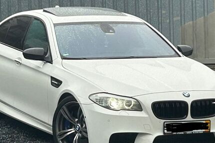 BMW M5 261.000 km 23.900 &euro; Overath bei Köln 51491