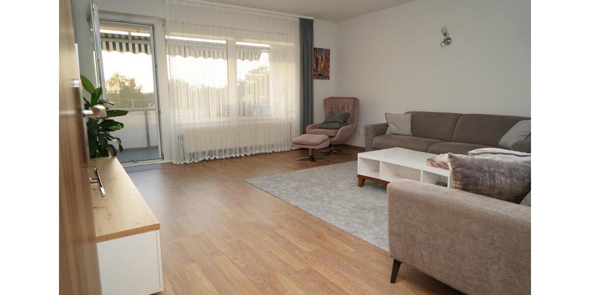 Dachgeschoßwohnung Siegburg - 4 Zimmer, 90 m&sup2;, 289.000&euro; | Angebot:27044150