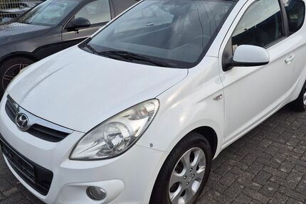 Hyundai i20 130.000 km 1.950 &euro; Wesseling 50389