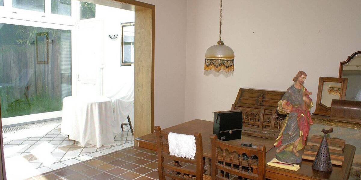 Mehrfamilienhaus, Wohnhaus Ruppichteroth - 9 Zimmer, 279 m&sup2;, 398.000&euro; | Angebot:25742820