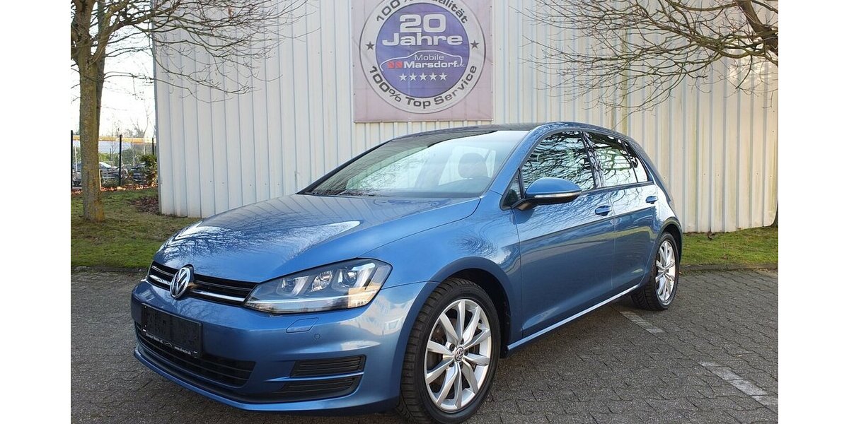 VW Golf COMFORTLINE PANORAMADACH KLIMAAUTOMATIK 1.Han 150.000 km 9.908 &euro; Köln 50858