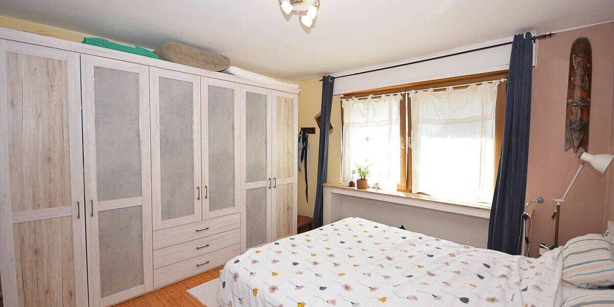 Mehrfamilienhaus, Wohnhaus Brühl - 8 Zimmer, 181 m&sup2;, 580.000&euro; | Angebot:26807171