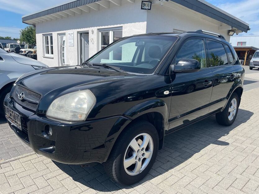 Hyundai TUCSON 226.481 km 2.890 € Rheinbach 53359