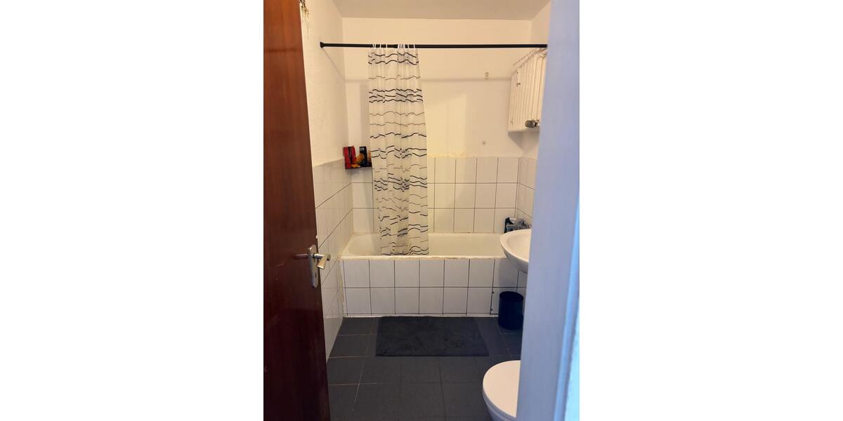 Etagenwohnung Köln Kalk - 2 Zimmer, 62 m&sup2;, 210.000&euro; | Angebot:27096058