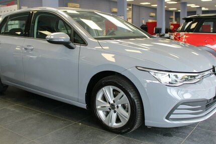 VW Golf 2.0 TDI SCR Life 73.000 km 17.980 &euro; Euskirchen 53881