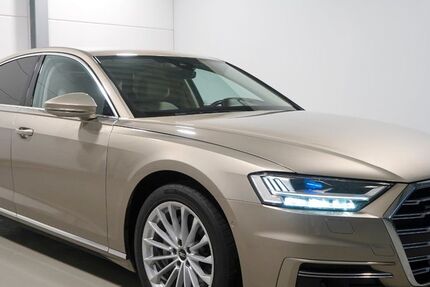 Audi A8 155.000 km 43.900 € Hürth bei Köln 50354