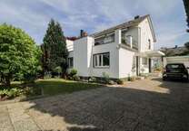 Haus zum Kaufen in Leverkusen 619.000 € 134.3 m²