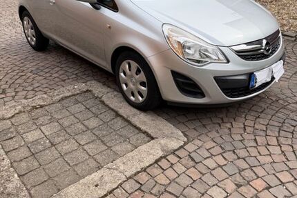 Opel Corsa 95.000 km 4.900 &euro; Brühl 50321
