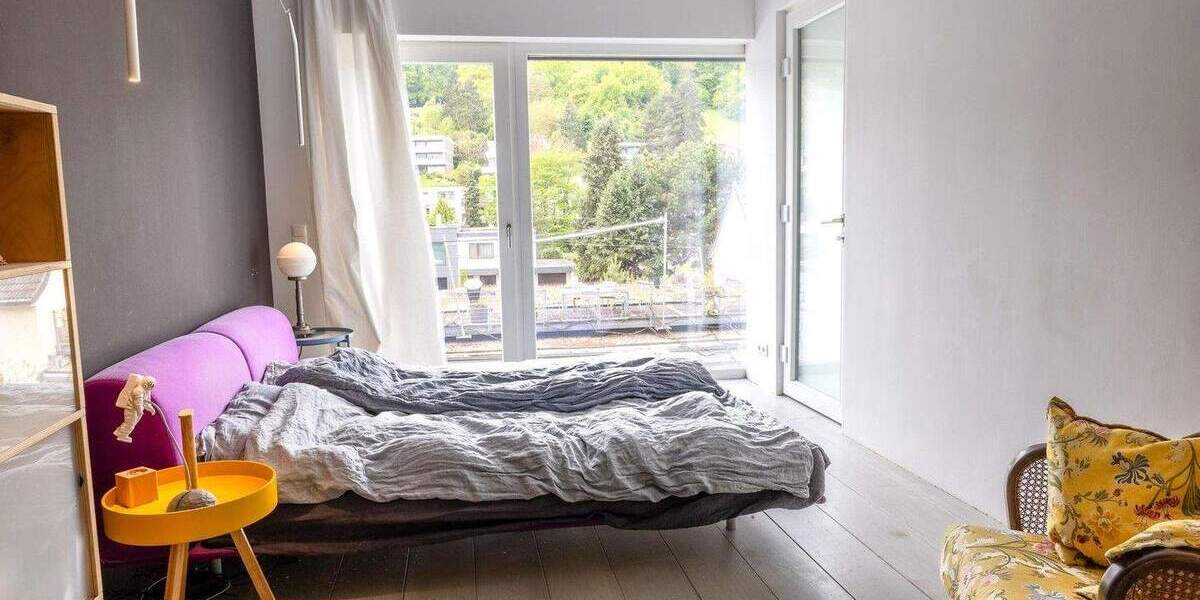 grosszügiges, nachhaltig kernsaniertes Stadthaus, zentral, grün, ruhig 7 zimmer