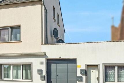 Haus Troisdorf Altenrath - 9 Zimmer, 200 m&sup2;, 549.000&euro; | Angebot:25854673