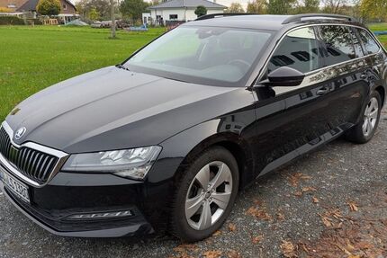 Skoda Superb 105.000 km 18.500 € Niederkassel 53859