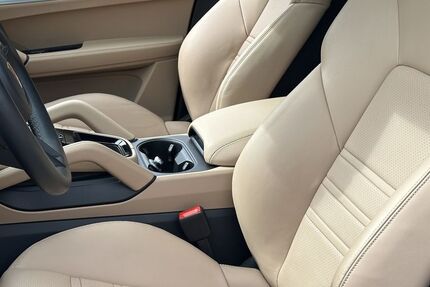 Porsche Cayenne 15.900 km 108.790 &euro; Frechen (bei Köln) 50226