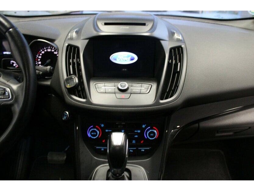 Ford Kuga 1.5 EcoBoost 4x4 Aut. Titanium 97.755 km 15.980 € Euskirchen 53881