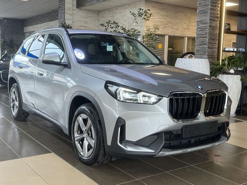 X1