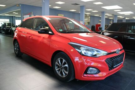 Hyundai i20 71.360 km 13.980 € Euskirchen 53881