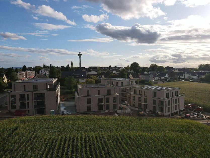 Grün, Effizient & Modern: KfW-40+ Juwel in Toplage