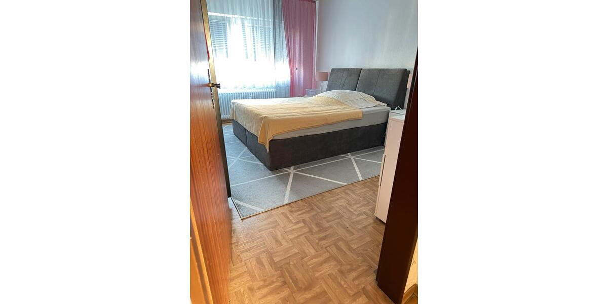 Etagenwohnung Troisdorf Bergheim - 4 Zimmer, 92 m&sup2;, 876&euro; | Angebot:26441318