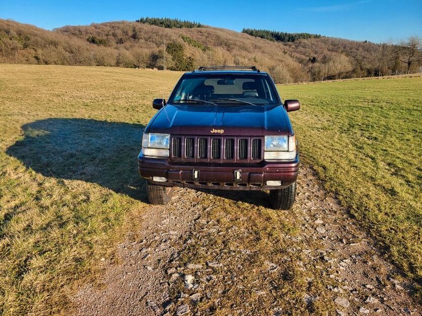 Grand Cherokee